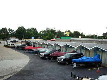 Benton Gray Plaza Motel מראה חיצוני תמונה